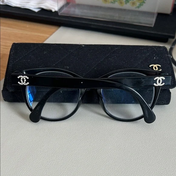 CHANEL Black Women Eyeglasses - Picture 3 of 3